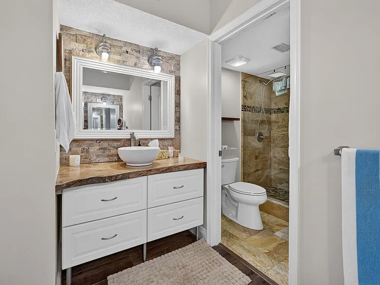 1603 Mizzenmast Way — Photo 22