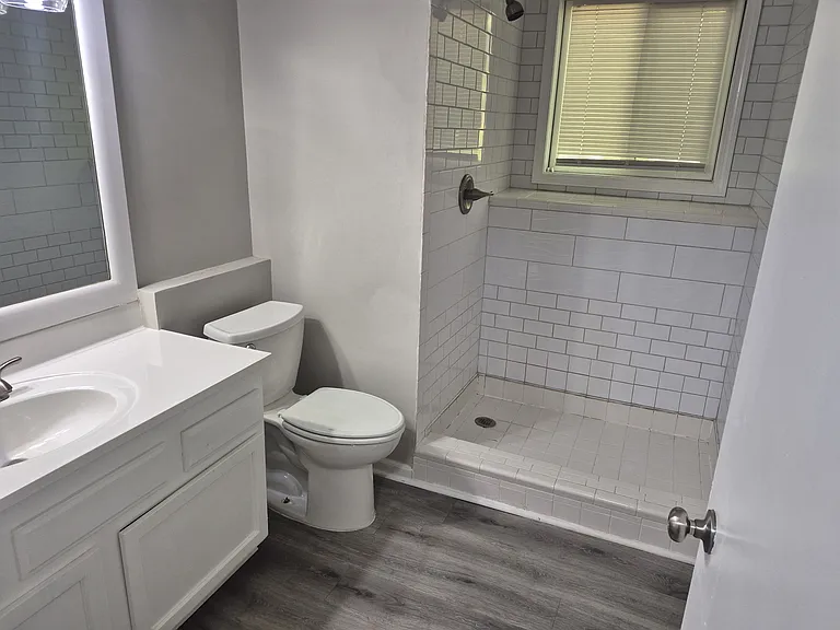 4101 Ashford Dunwoody Rd — Photo 21