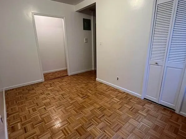 369 Broome Street 28 image 1 of 10