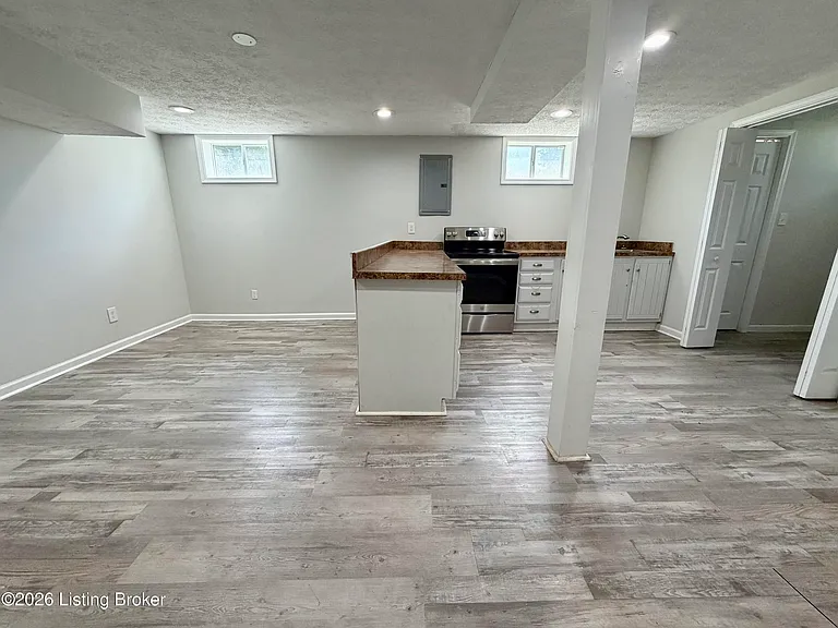 5710 Barrett Ln — Photo 7