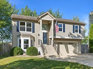 9625 63rd St, Kenosha, WI 53142