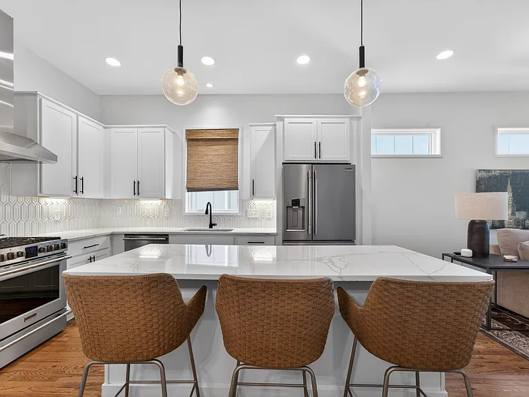 124B Fern Ave — Photo 10