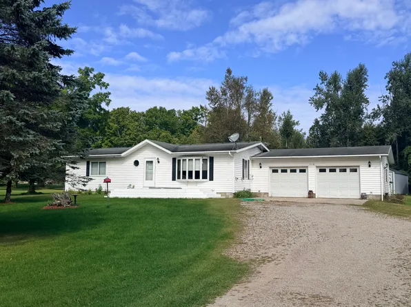 710 Foote Rd, Cheboygan, MI 49721