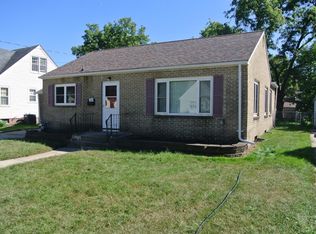 719 2nd St SW, Mason City, IA 50401