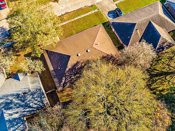 3rd image of 206 Parnell Dr