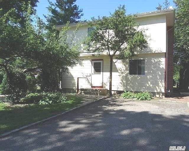 1st image of 53 Sagamore Hill Dr