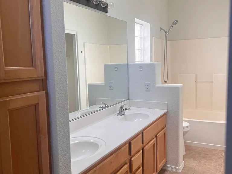 3580 W Chama Rd — Photo 8