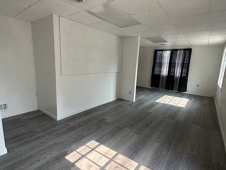2700 E Harrisburg Pike #1 — Photo 11