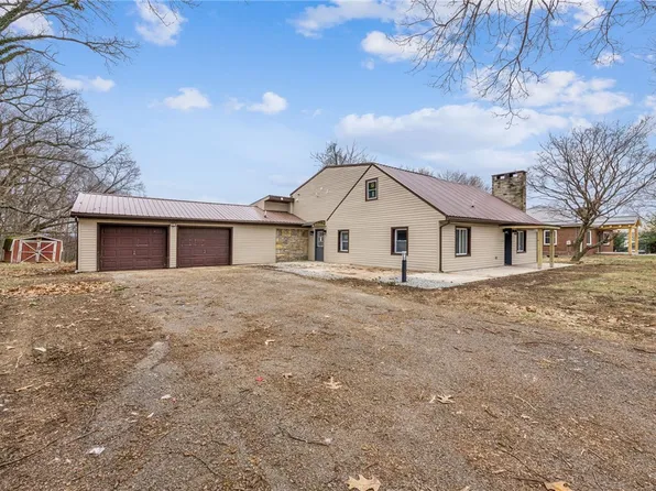 4531 Ridgeview Dr, Greensburg, PA 15601