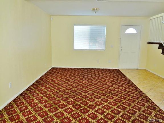 3rd image of 8932 Ibsen St