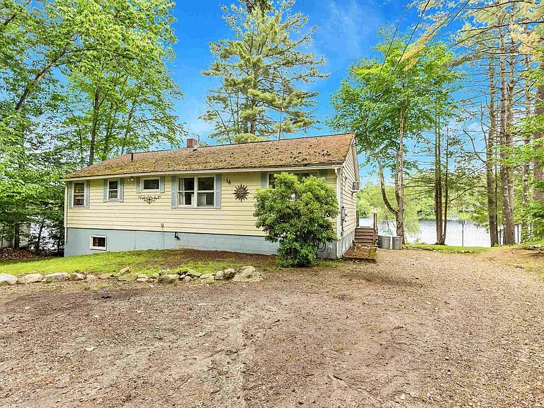 16 Clark Ave — Photo 9