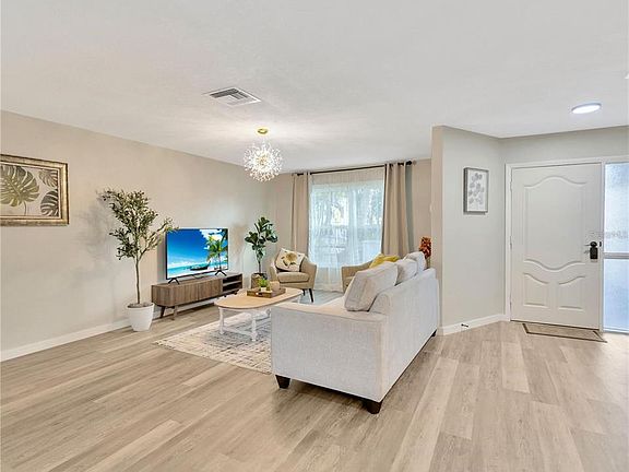 4th image of 1414 Gulf Rd