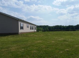 1570 Ingram Hill Rd, Harrisburg, IL 62946