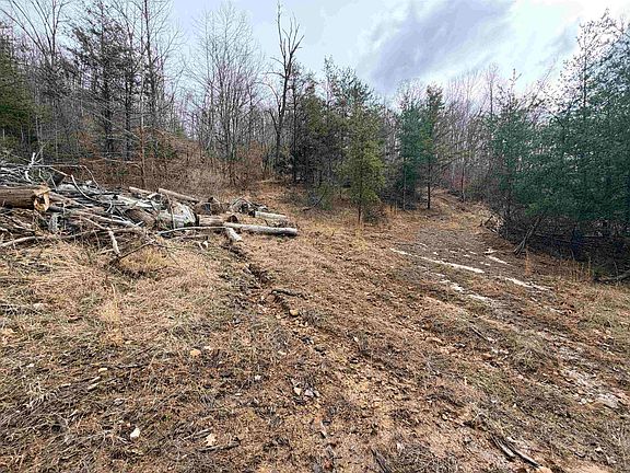 4th image of 6370 Camp Creek Rd