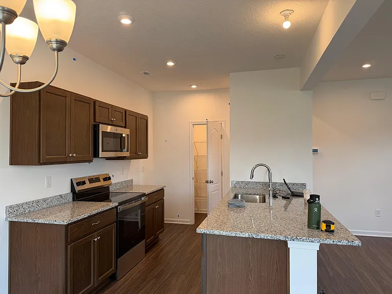 2120 Sunflower Pl — Photo 5