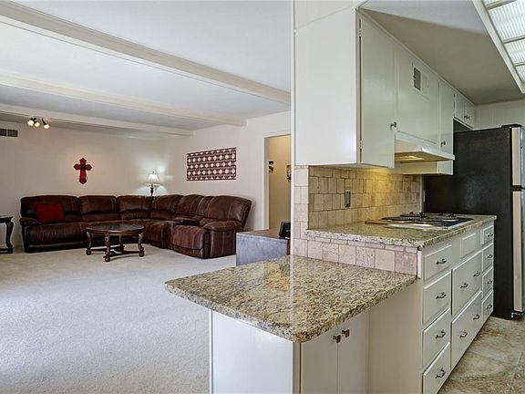 3rd image of 1302 Tanager Ln