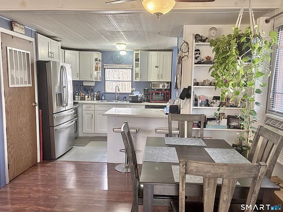 2nd image of 18 Quail Road