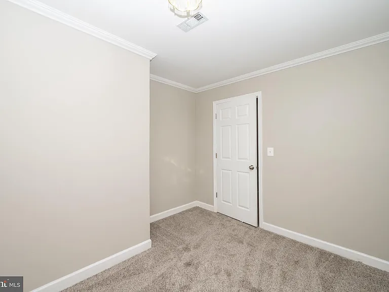 20625 Boland Farm Rd — Photo 5