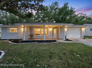 7504 Sequoia Dr, New Port Richey, FL 34653