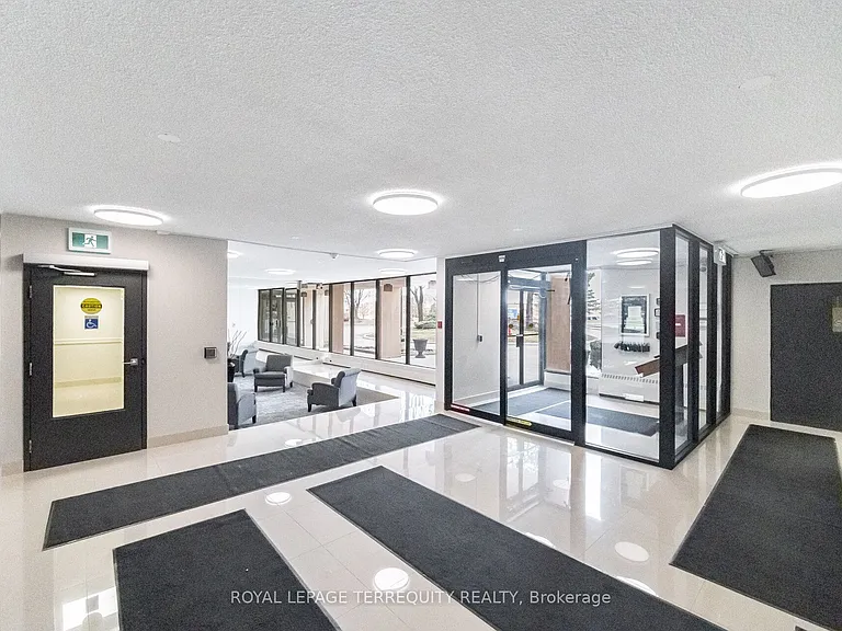 2929 Aquitaine Ave #709 — Photo 2