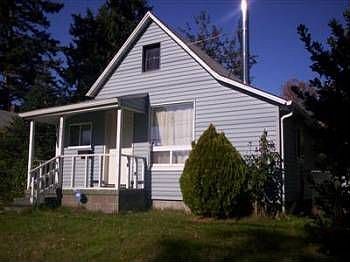2nd image of 1653 E Fairbanks St
