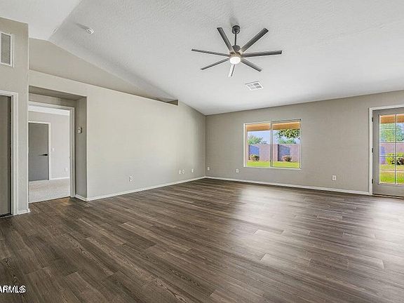 3rd image of 4022 E MEADOW LARK Way