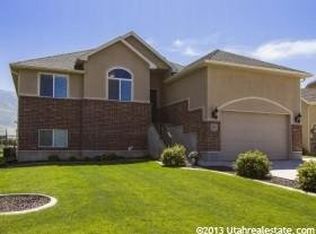 284 N Wrangler Rd, Farmington, UT 84025