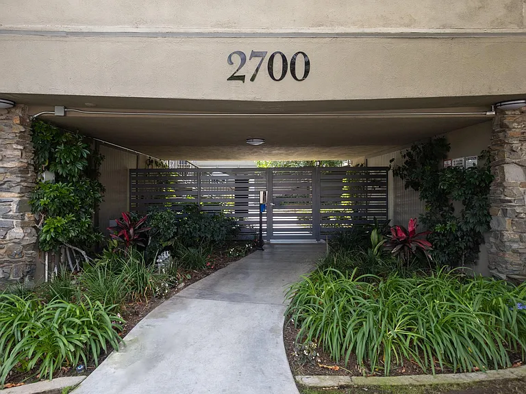 Magnolia Tree Apartments — Photo 29