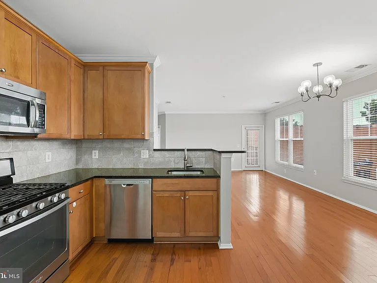 11800 Old Georgetown Rd #1305 — Photo 9