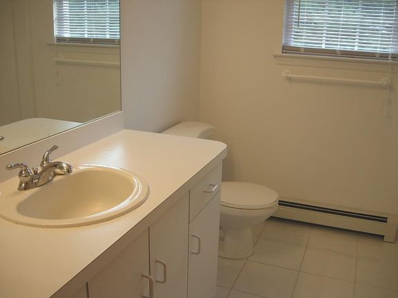 3rd image of 21 Chadwick St