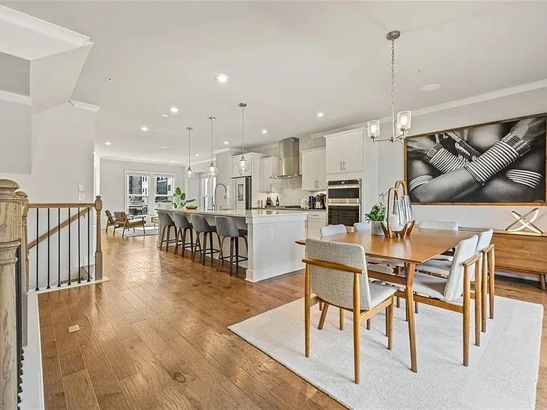 2145 Burnside Dr NW — Photo 1