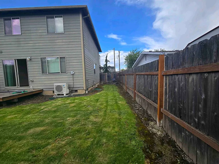 1802 College St #1810 — Photo 7