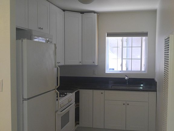 2nd image of 4865 Mission Blvd