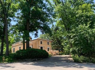 800 Merrill Woods Rd, Hinsdale, IL 60521