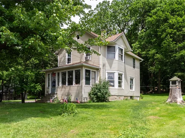 290 N Main St, Warsaw, NY 14569