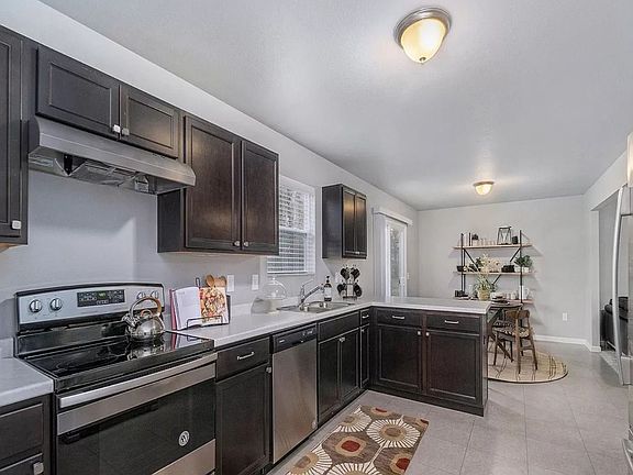 5th image of 8758 Tiburon Ln