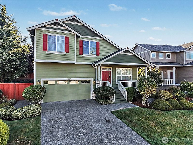 3rd image of 9207 226th Avenue E