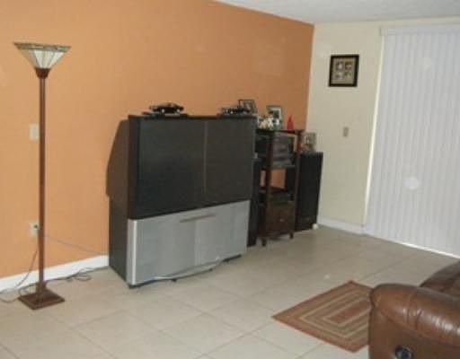 3rd image of 3611 SW 117th Ave #10-210