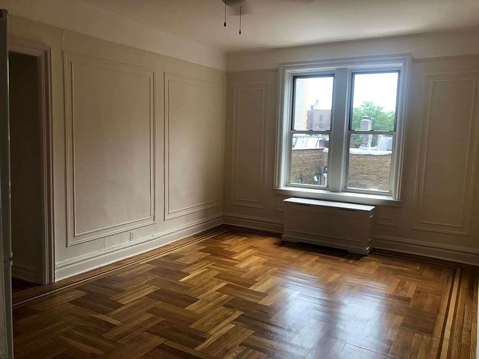 1st image of 261 Seaman Ave #F8