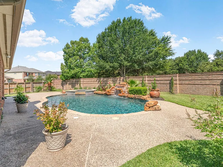 25210 Doves Gate Ct — Photo 42