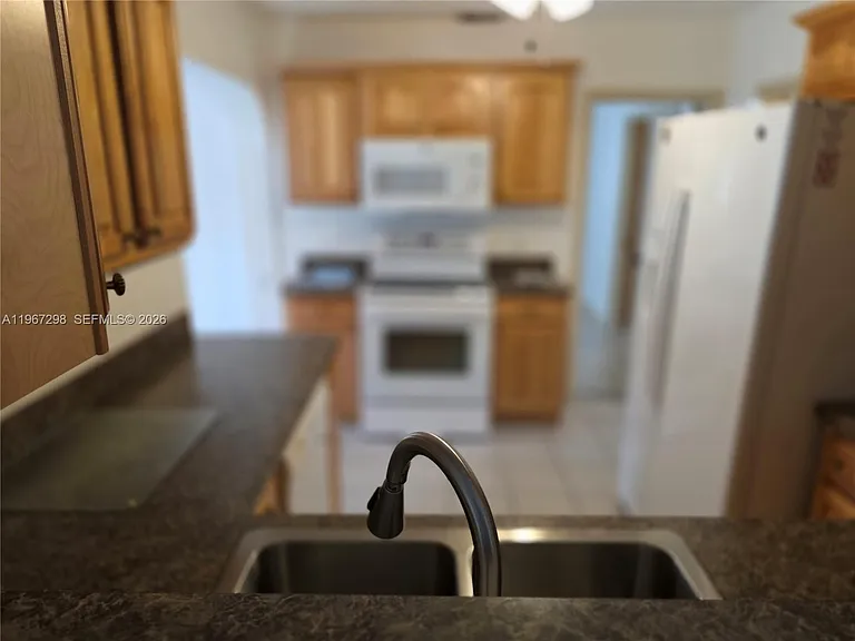 4321 Kirby Loop Rd — Photo 7