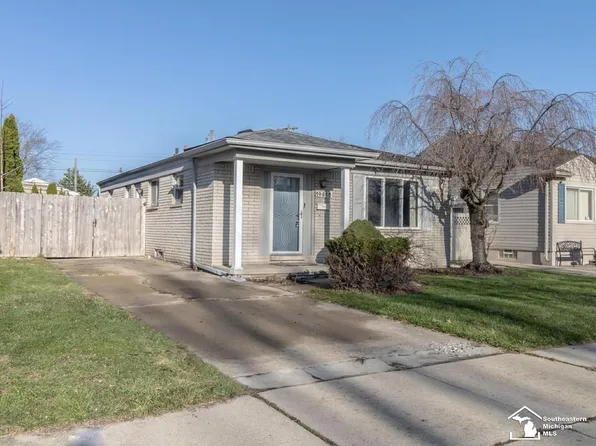 14810 Poplar St, Southgate, MI 48195