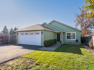 2727 Connell Ave, Medford, OR 97501