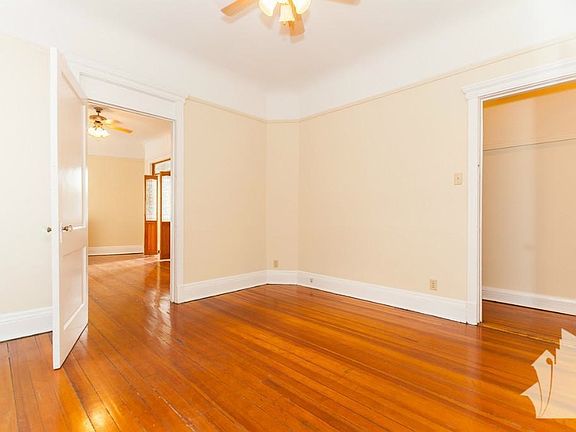 4th image of 325 W Dickens Ave #04
