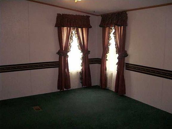 2nd image of 86 Warren Ct