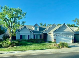 2640 E Goshen Ave, Fresno, CA
