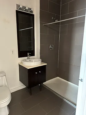 Rented by MySpaceNYC | media 48