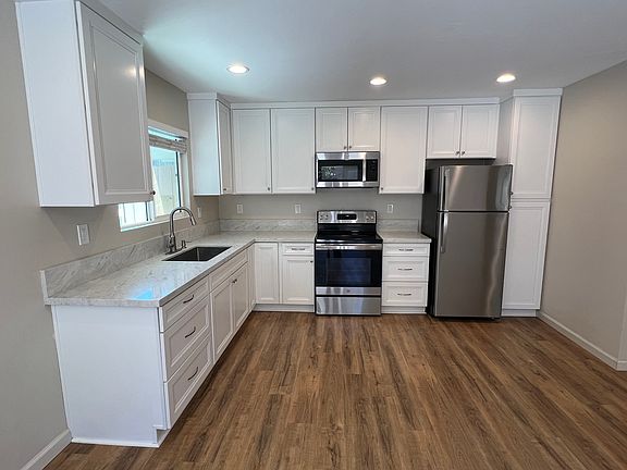 2nd image of 1221 Eucalyptus Ave #A
