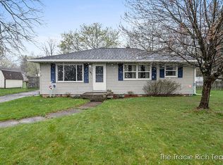 181 E Elm St, Cedar Springs, MI 49319