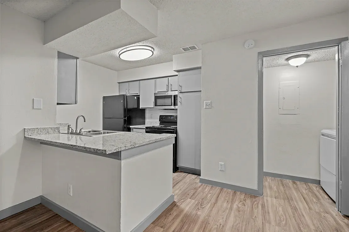 The Vance Apartments — Photo 3